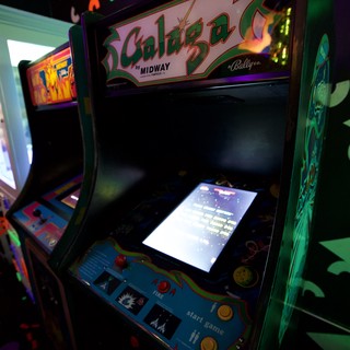 arcade-or-retro-gaming-venue
