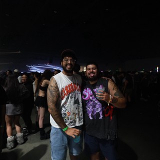 Friends Celebrate at Wobbleland Music Festival 2026