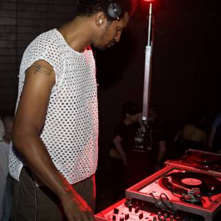 Groovy Nightclub DJ