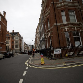 Rainy Day Street Corner on Bulstrode Street, London