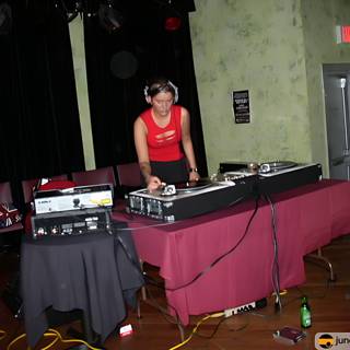 Red Shirt DJ