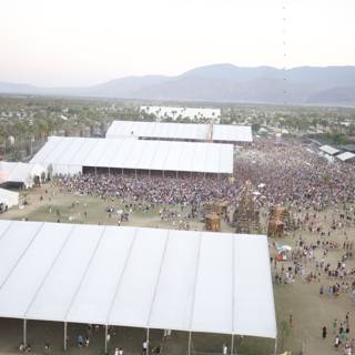 Coachella Music Festival takes the Crowd by Storm