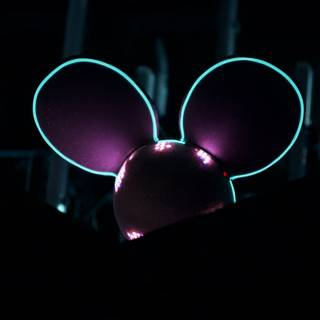 Illuminated Sphere Mouse Head