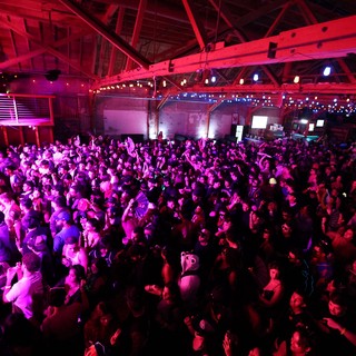 Massive Indoor Crowd Pulses at Wobbleland 2026