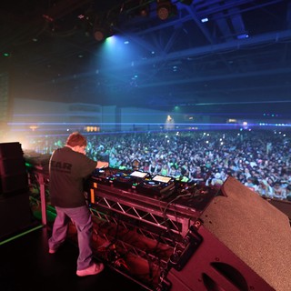 DJ Performs to Massive Arena Crowd at Wobbleland 2026