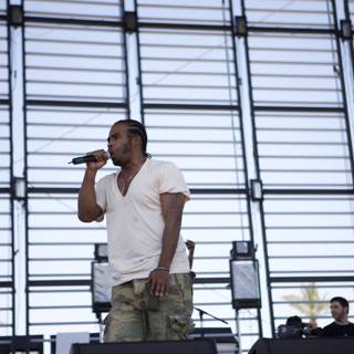 Pharoahe Monch electrifies the Coachella crowd with his solo performance