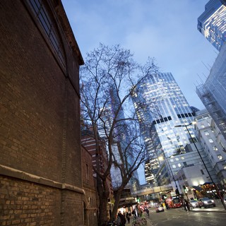 Urban Canyon at Dusk: Modern London Architecture