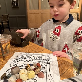 cozy-gastropub-or-family-friendly-restaurant-likely-united-kingdom