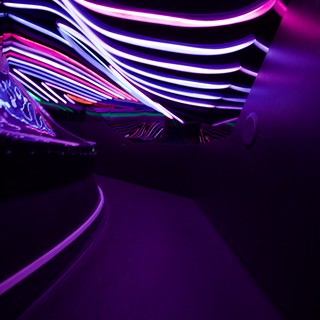 immersive-art-installation-or-contemporary-art-museum