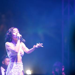 Jhené Aiko Lights Up Coachella Stage with Solo Performance