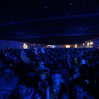 Massive Indoor Crowd Pulses at Wobbleland 2026