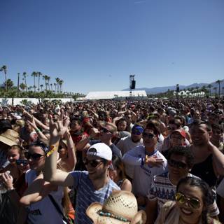 Coachella 2017: A Sea of Sunglasses and Hats