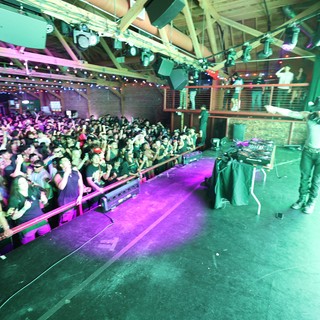 DJ Commands Packed Crowd at Wobbleland 2026