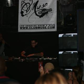 DJ Master Turn Up the Beat