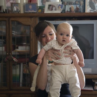candid-family-portrait