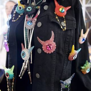 Vibrant Visions: Artistry in Accessories