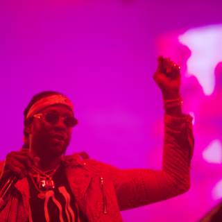 2 Chainz Shines on Stage