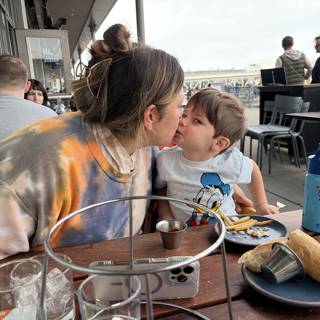 Heartfelt Lunchtime Moments