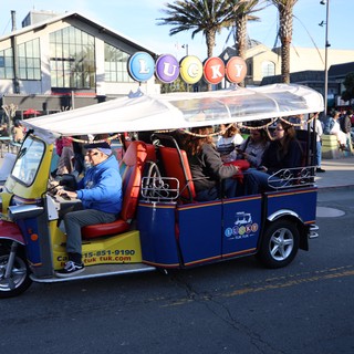 Lucky Tuk Tuk Tour Through Downtown Entertainment District