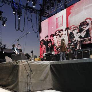 Epic Crowd-Pleasing Performance on Coachella 2009 Stage