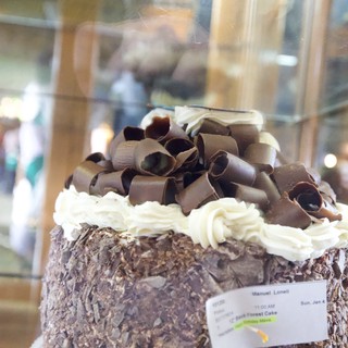 Elegant Black Forest Chocolate Celebration Cake