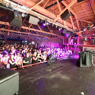 DJ Ignites Packed Crowd at Wobbleland Festival 2026