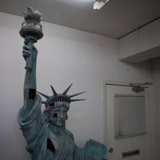 Statue of Liberty Office Décor