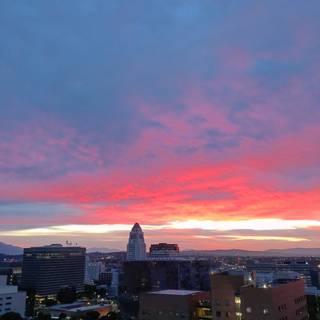 Radiant Sunset Skyline