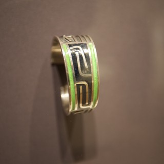jewelry-store-or-gallery