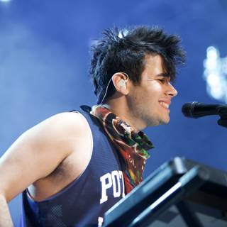 Rocking the Keyboard with a Mohawk