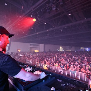 DJ Commands Massive Crowd at Wobbleland 2026