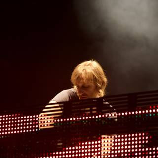 David Guetta electrifies the crowd with his DJ set