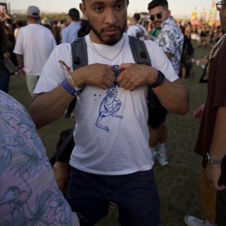 Festival Vibes: Expressions and Accessories at Coachella 2024