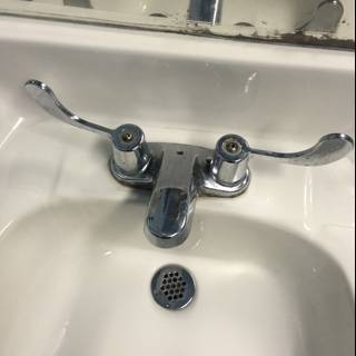 Double Faucet Sink in Austin Bathroom