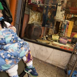 A Glimpse of Childhood in Chinatown