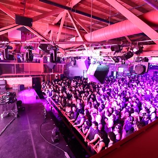 Massive Crowd Surges at Wobbleland 2026 Nightclub
