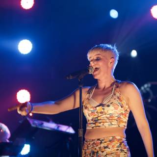 Robyn's Electrifying Solo Performance at Coachella 2011