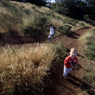 Young Explorers Hiking the Juniper Canyon Trail