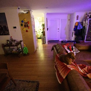 relaxed, cozy, casual, intimate