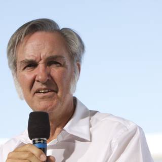 Burt Rutan shares his vision with the crowds