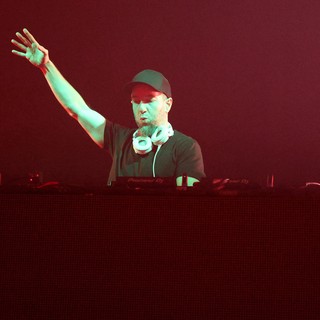 DJ Commands the Stage at Wobbleland 2026