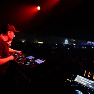DJ Commands Massive Crowd at Wobbleland 2026