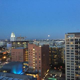 City Moonset