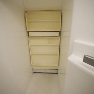 bathroom-interior