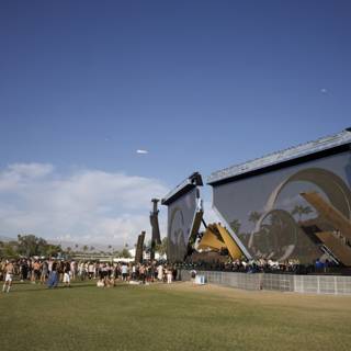 Coachella Vibes: Summer Music and Architecture