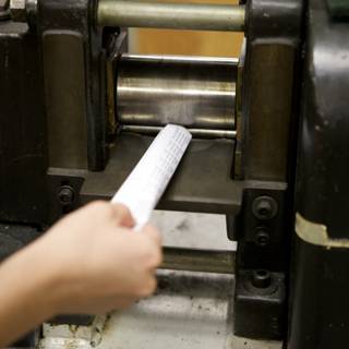 Paper Cutting with Precision Machine