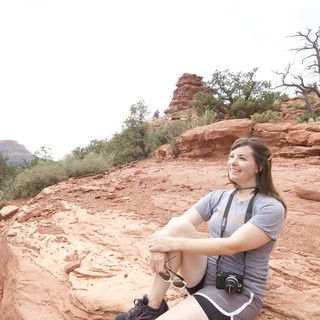 distant-mesa-formations-typical-of-red-rock-state-park-area
