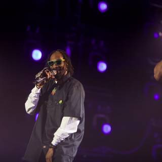 Snoop Dogg Rocks the 2012 Grammy Awards