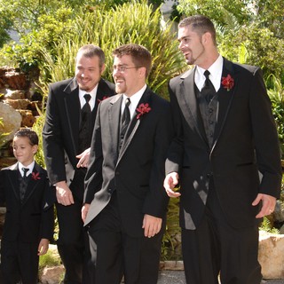 outdoor-garden-venue-possibly-in-southern-california-or-texas-based-on-vegetation