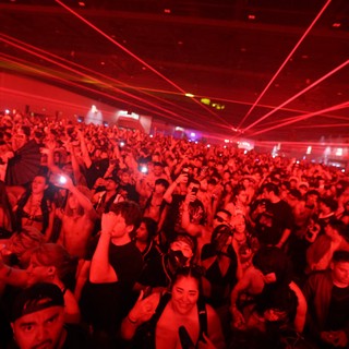 Red Laser Light Show Engulfs Massive Wobbleland Dance Crowd